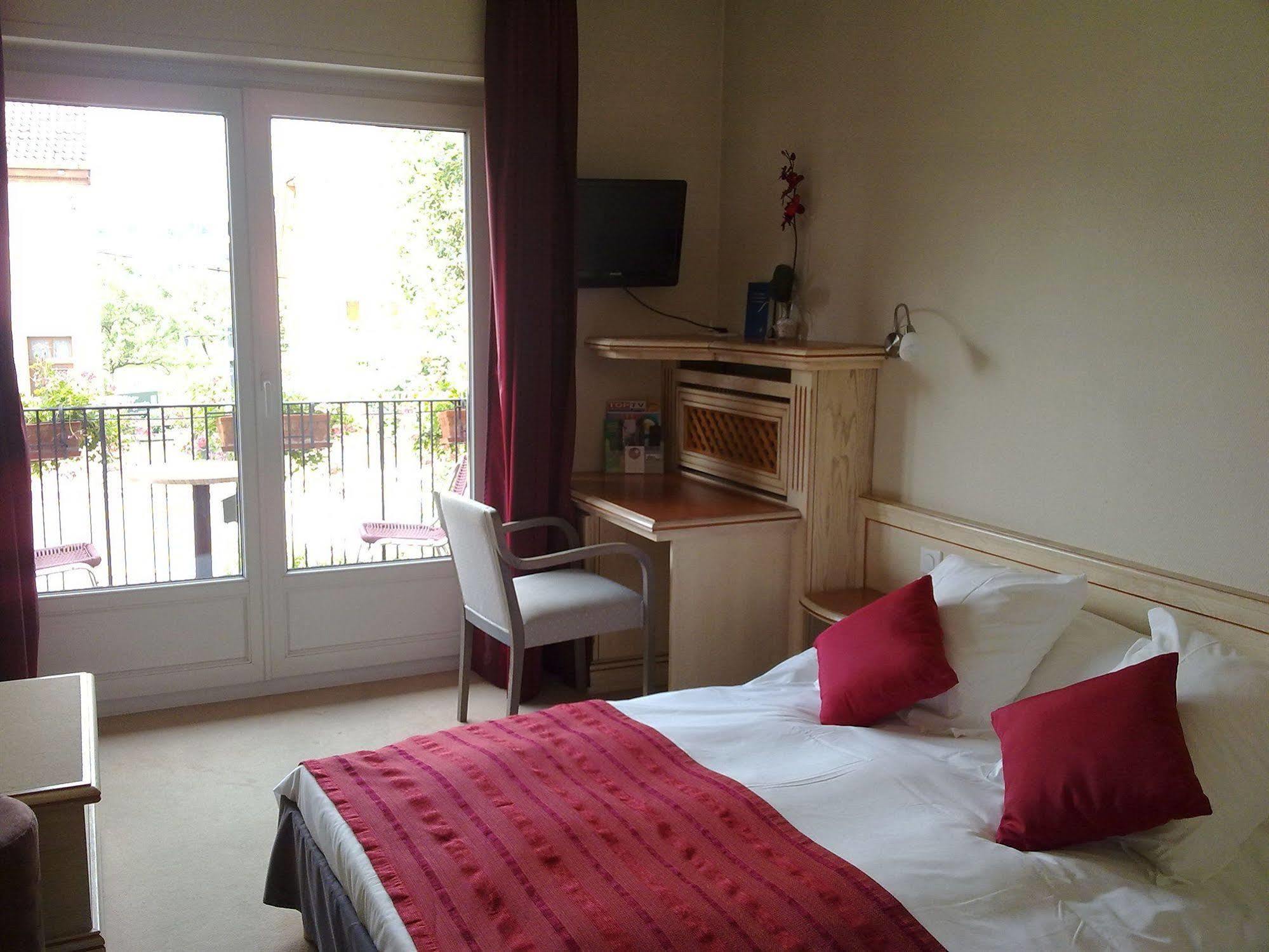 Hotel Cour Du Tonnelier Bouxwiller  Exterior foto